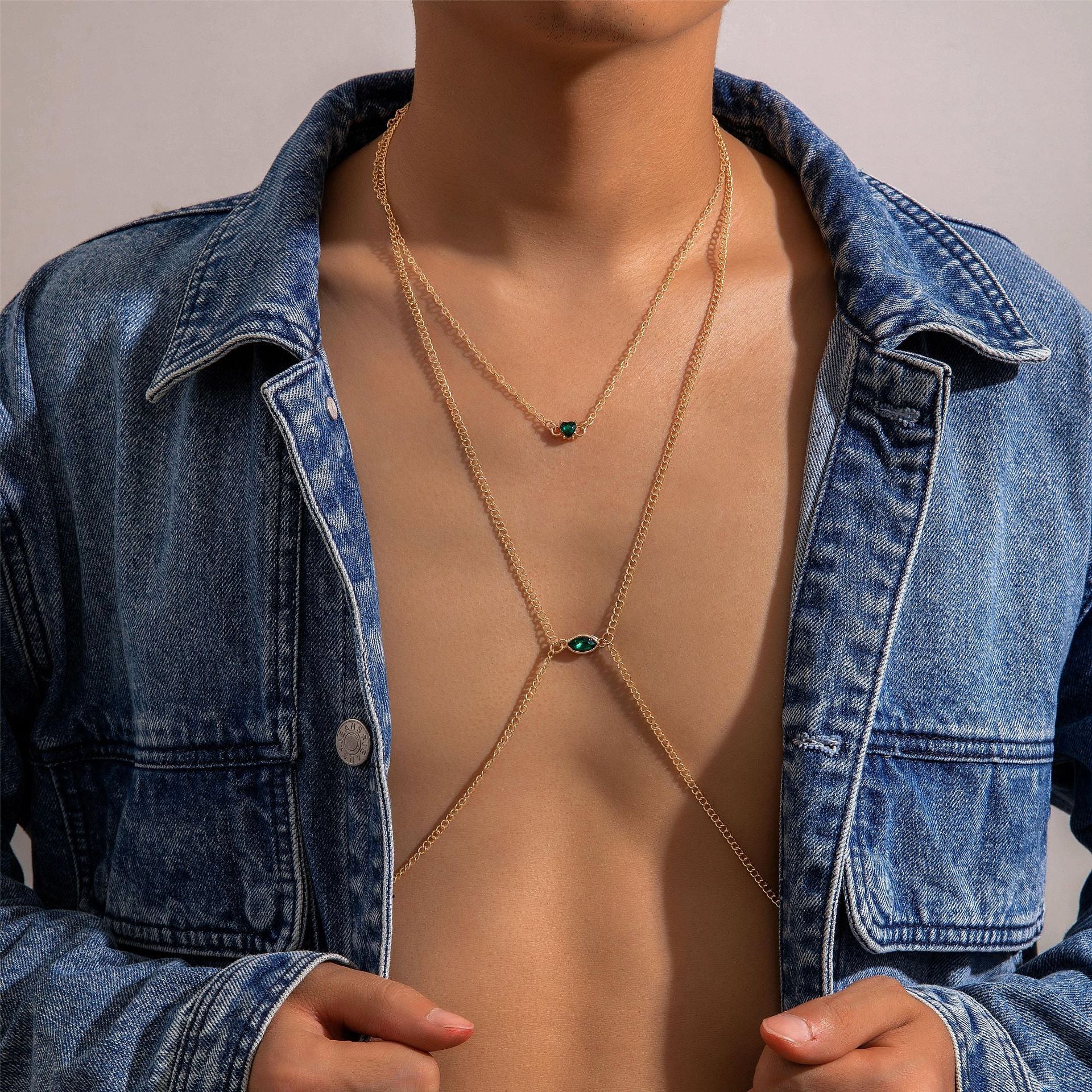 Trendy Simple Men's Body Chain Necklace Fashion Imitation Emerald Heart Hollow Chest Chain with Diamonds