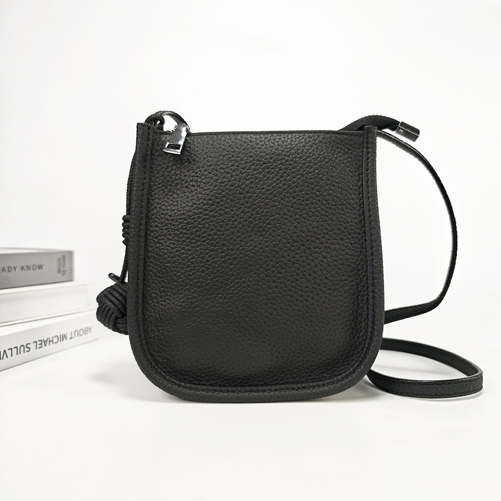 Genuine Leather Small Bucket Bag Trendy Small Bag for Women Fashion Woven Ball Phone Bag Versatile Shoulder Crossbody Bag