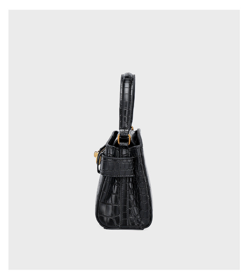 Fashionable Texture Trend2025European and American New Style Small Square Bag Niche Design Casual Chic Women's Single Shoulder Crossbody Bag