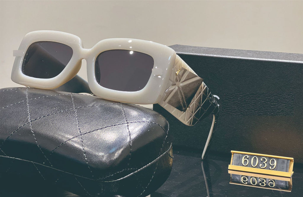 Sunglasses for Women Summer UV Protection Sunglasses for Men Small Face Style Glasses Retro Jelly Color6039Sun Protection Hot Item