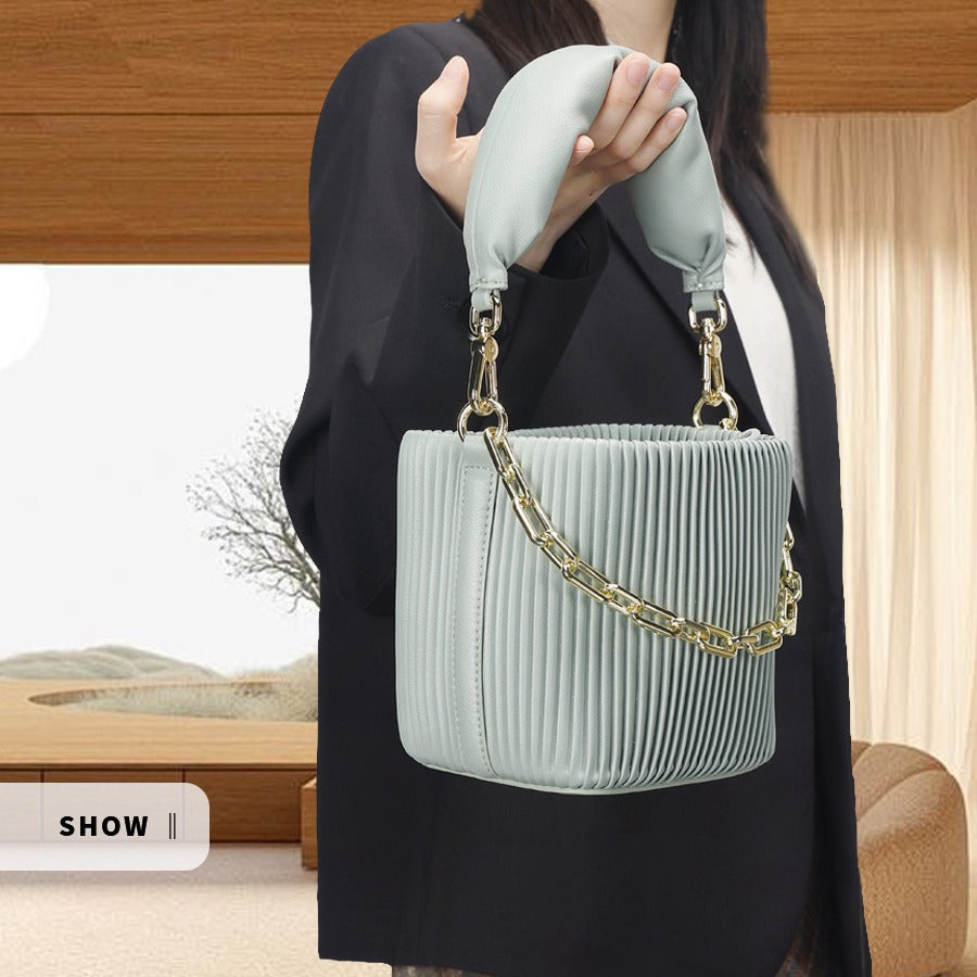 Unique Korean Design Pleated Bucket Bag for Women with Chain Handle, Versatile Fashionable Single Shoulder Crossbody Bag for Ladies
