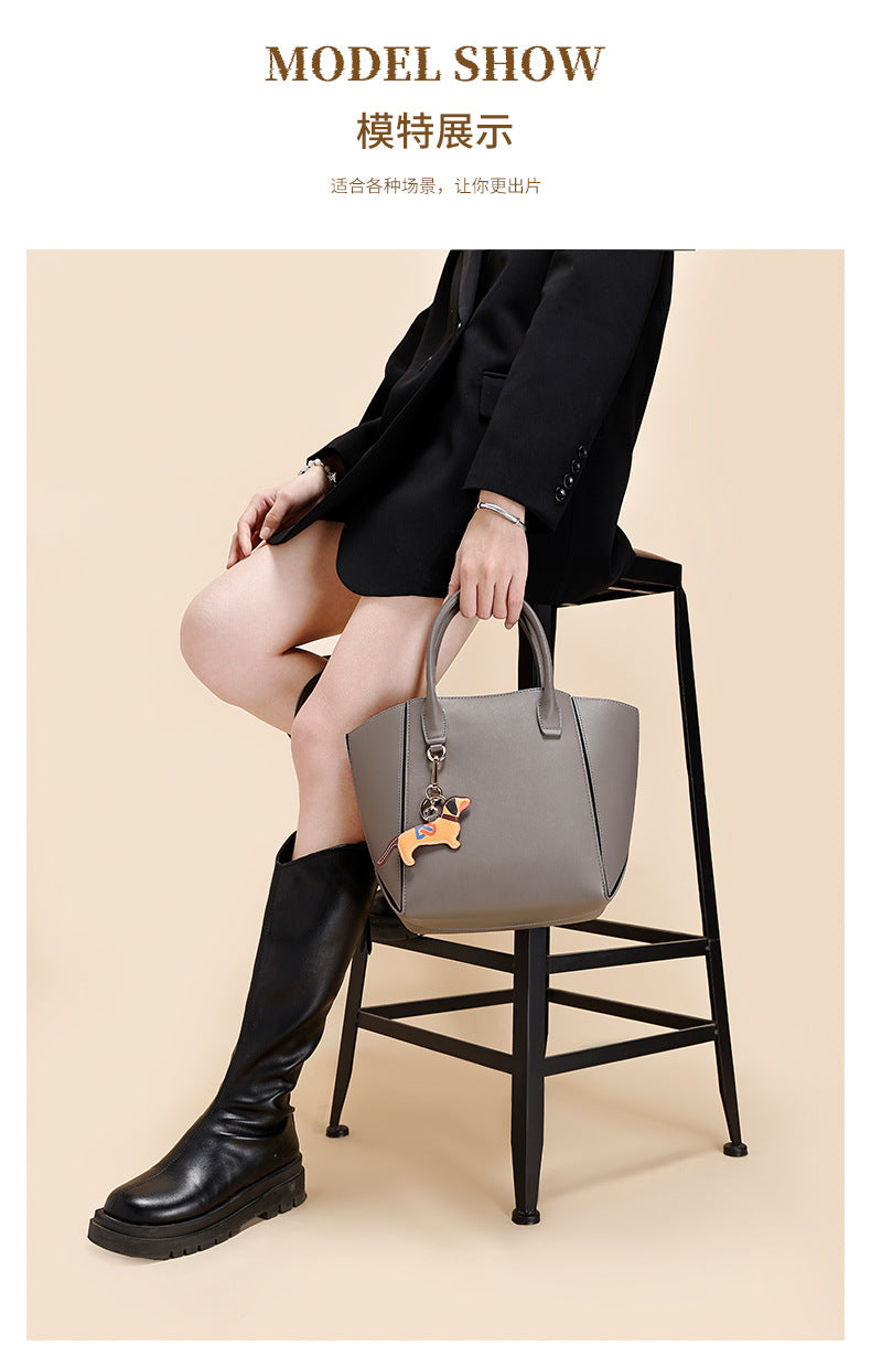 Source Manufacturer Commuting Large Capacity Tote Bag Women's Single Shoulder Fashion Women's Bag Niche Versatile Simple Light Luxury Handbag