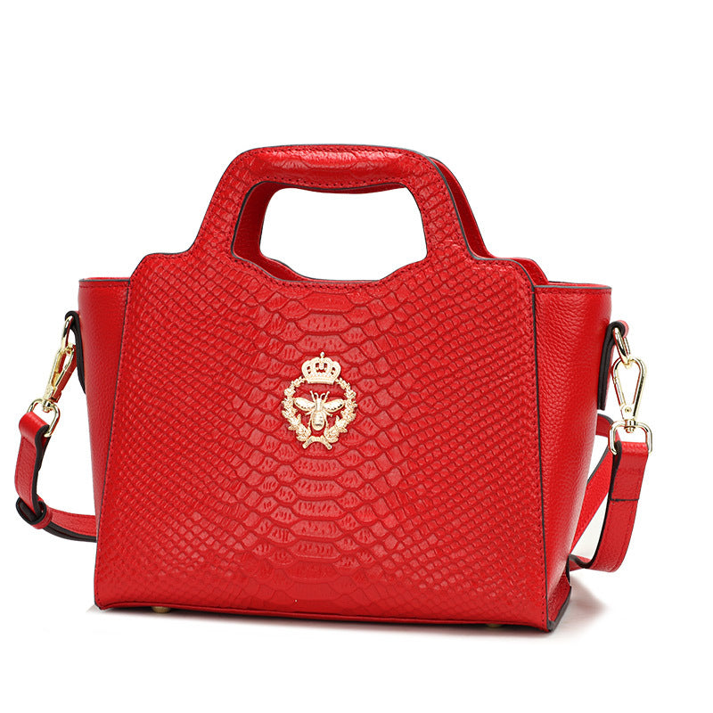 Spring and Autumn New European and American Fashion Women's Bag Fashion Handbag Large Personality Niche Versatile Handheld Crossbody Women's Bag