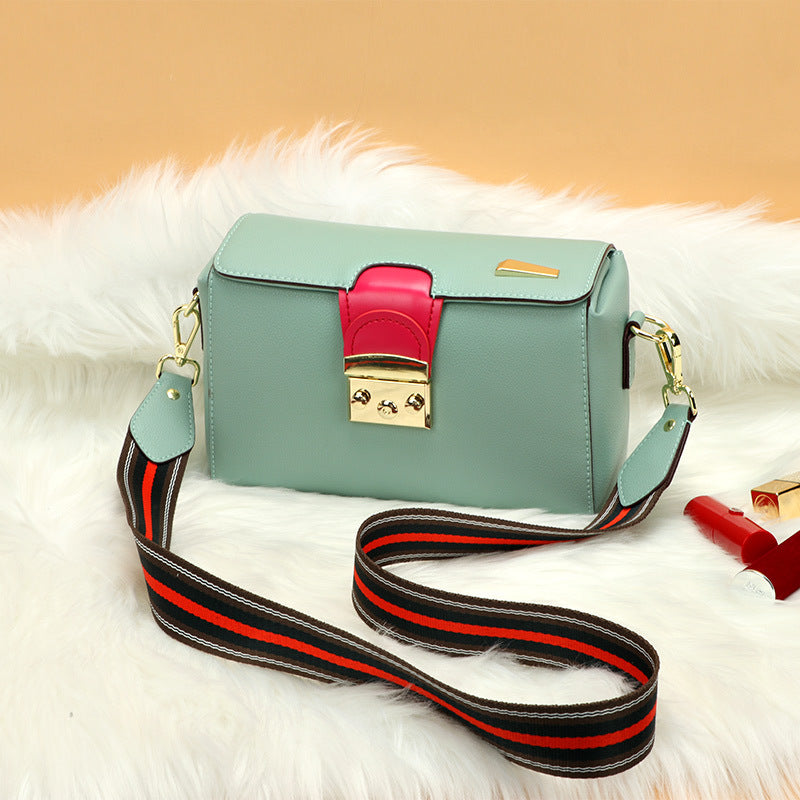 2024New Spring Festival Trendy Fashion Personality Small Square Bag Retro Simple Casual Crossbody Bag Mini Shoulder Bag