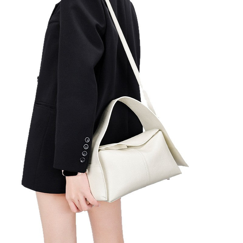 Song Family Ear Hanging Series mini Eaves Bag New Autumn and Winter Fashion Crossbody Shoulder Bag hobo Fashionable Versatile Women's Bag