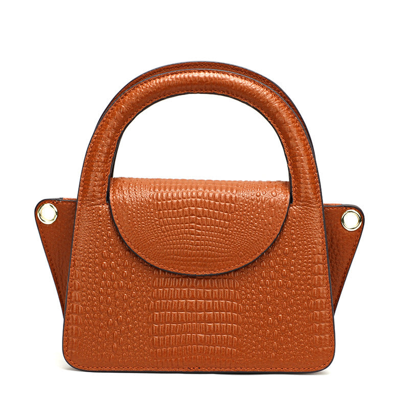 Spring and Autumn New Retro Women's Bag Trendy Fashionable Unique Niche Versatile Crossbody Bag Casual Single Shoulder Small Square Bag