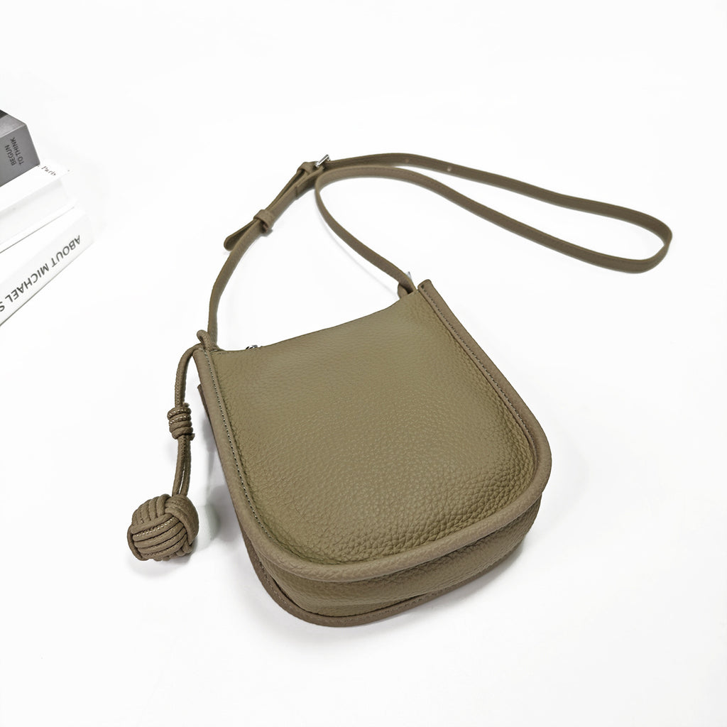 Genuine Leather Small Bucket Bag Trendy Small Bag for Women Fashion Woven Ball Phone Bag Versatile Shoulder Crossbody Bag