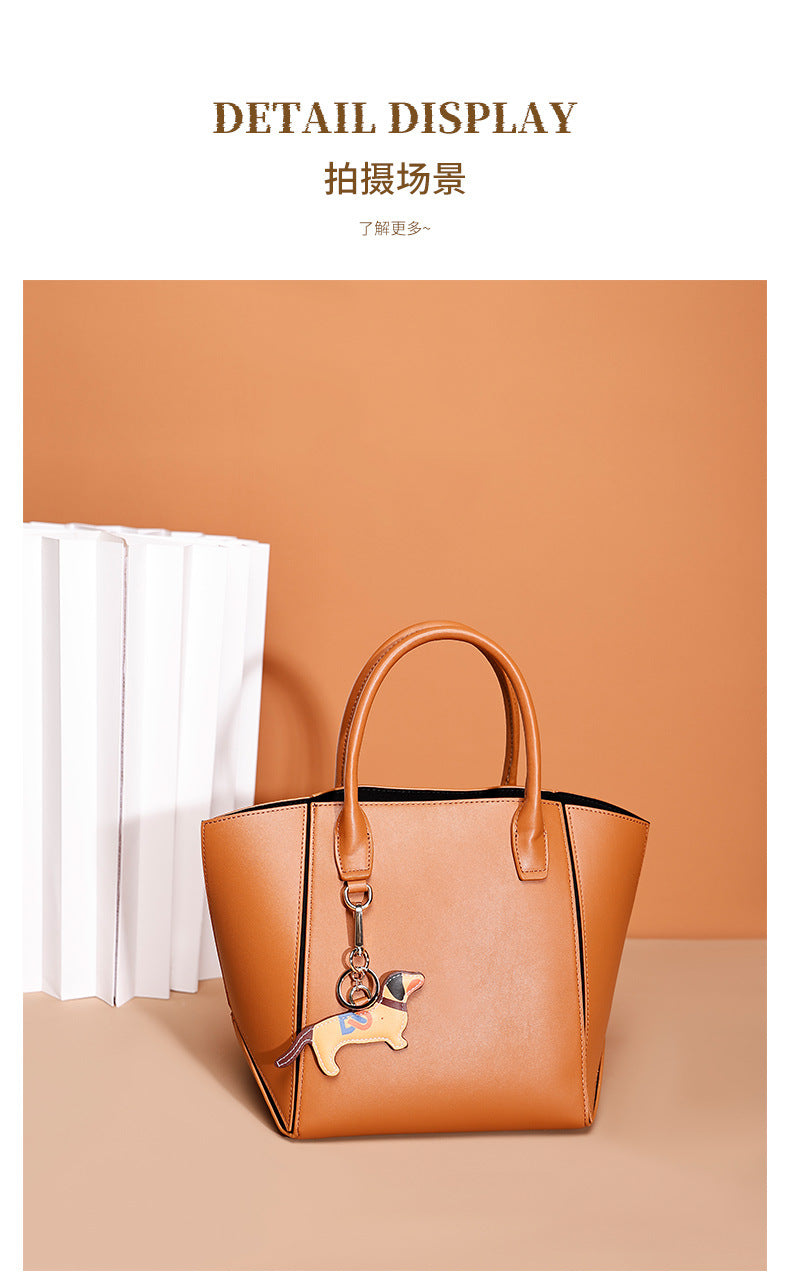 Source Manufacturer Commuting Large Capacity Tote Bag Women's Single Shoulder Fashion Women's Bag Niche Versatile Simple Light Luxury Handbag