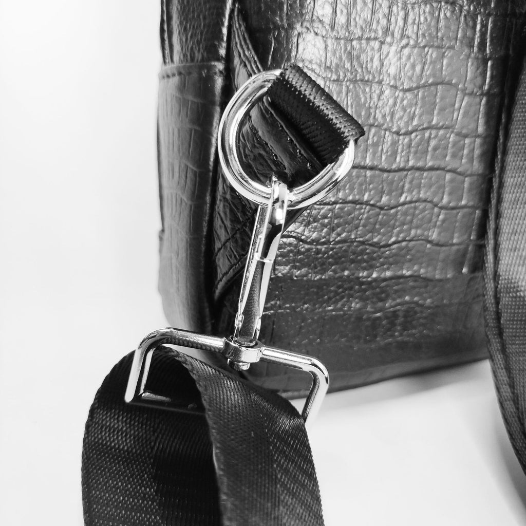 Men's Genuine Leather Chest Bag Multi-Functional Password Lock Cycling Crossbody Bag Backpack Crocodile Pattern Top Layer Cowhide Men's Bag Durable