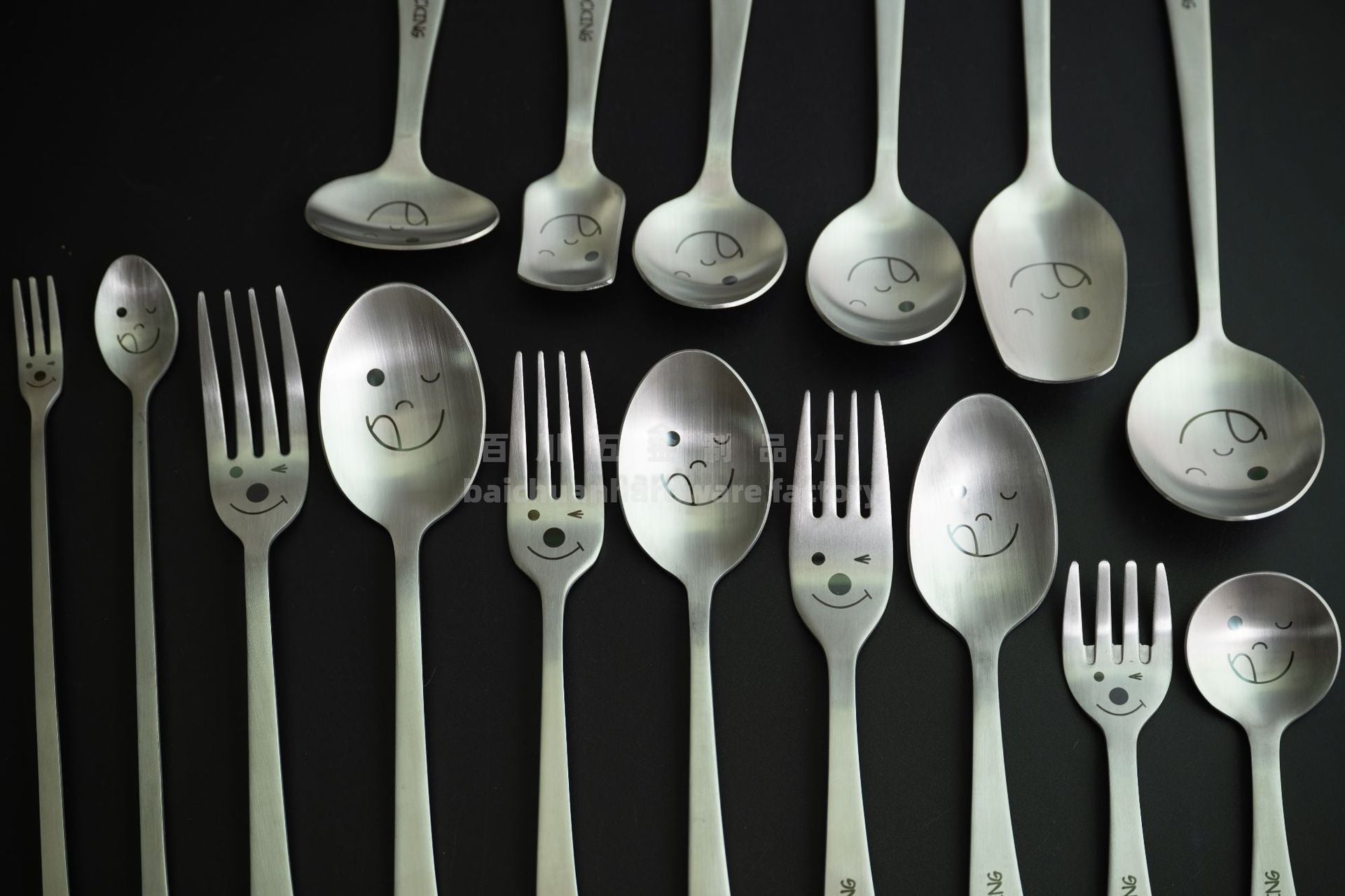 304Stainless Steel Creative Smiley Face Slanted Handle Laser Spoon Chopsticks Fork Student Tableware Full Set Gift Children's Tableware
