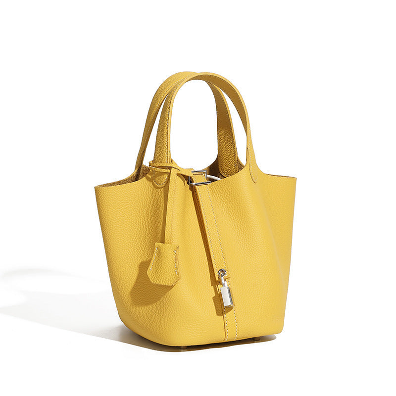 Top Layer Cowhide Vegetable Basket Bag for Women, Light Luxury Versatile Handbag, Niche Design, High-Quality Texture, Large Capacity Bucket Bag