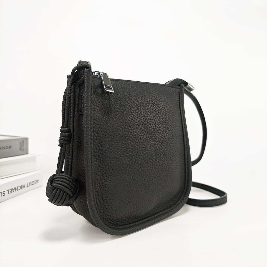 Genuine Leather Small Bucket Bag Trendy Small Bag for Women Fashion Woven Ball Phone Bag Versatile Shoulder Crossbody Bag