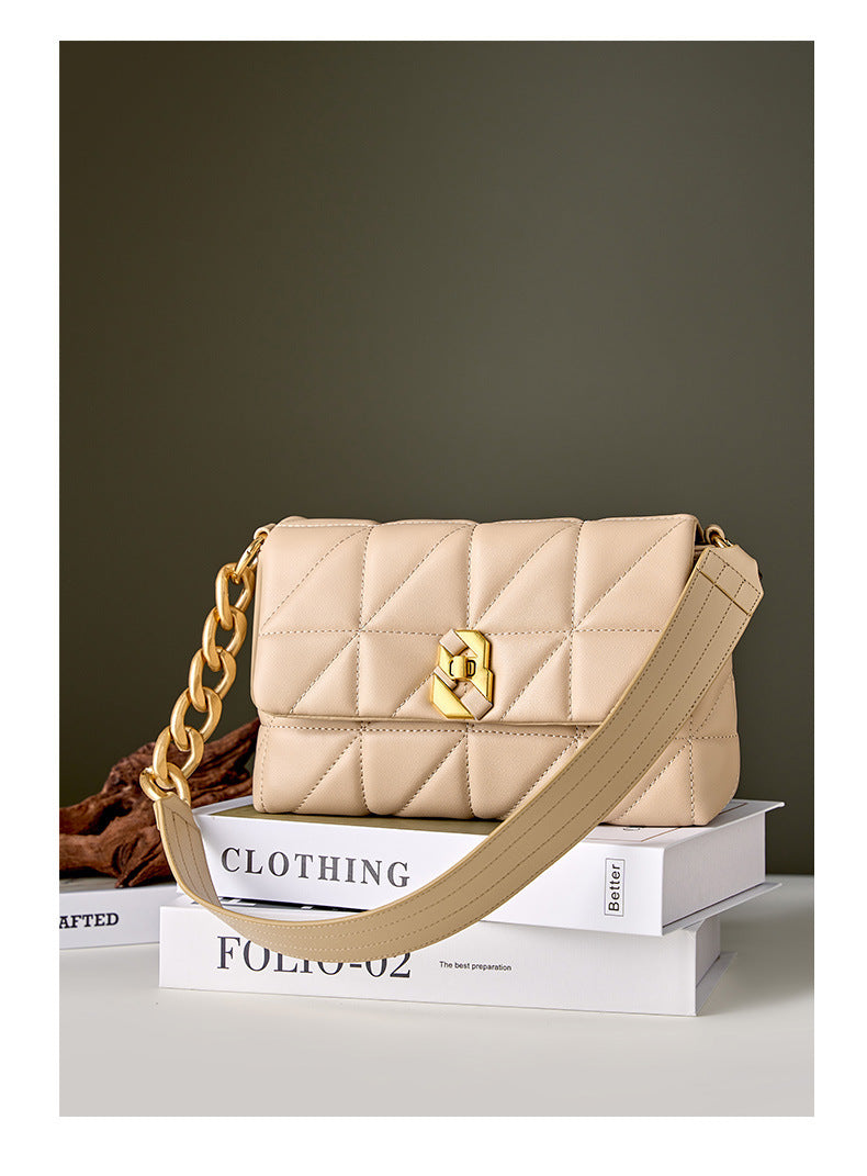 Niche Design Quilted Chain Underarm Bag for Women New Commuter Bag Single Bag Fashion Versatile Crossbody Bag Women's Bag