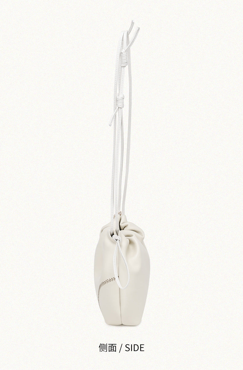 Minimalist silver Small Bag for Women2024Summer New Drawstring Bucket Bag Fashionable Versatile Chain Crossbody Bag