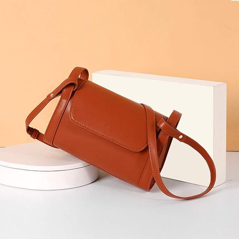 Trolis New Women's Bag2024Vintage Crossbody Bag Stylish Versatile Shoulder Bag Internet Celebrity Texture Small Square Bag