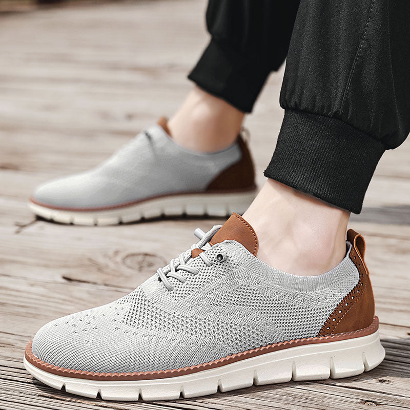 2025New Large Size Flyknit Casual Trendy Shoes Men's Brogue Carved Loafers Executive Business Shoes