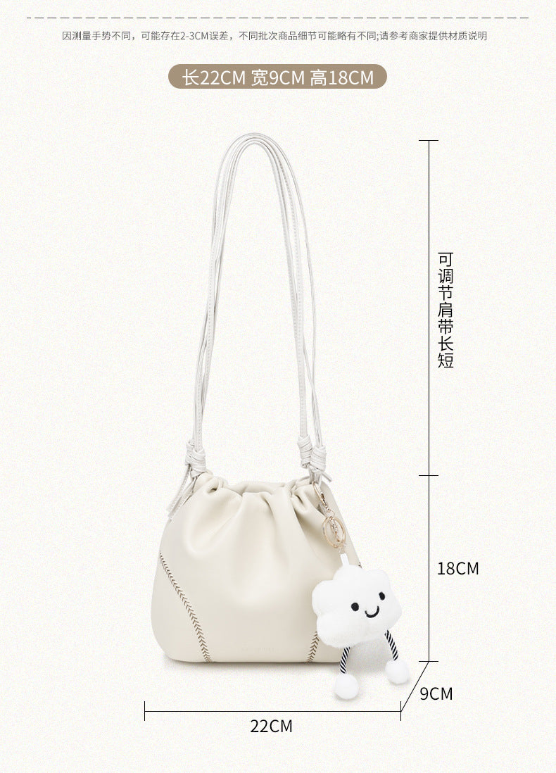 Minimalist silver Small Bag for Women2024Summer New Drawstring Bucket Bag Fashionable Versatile Chain Crossbody Bag