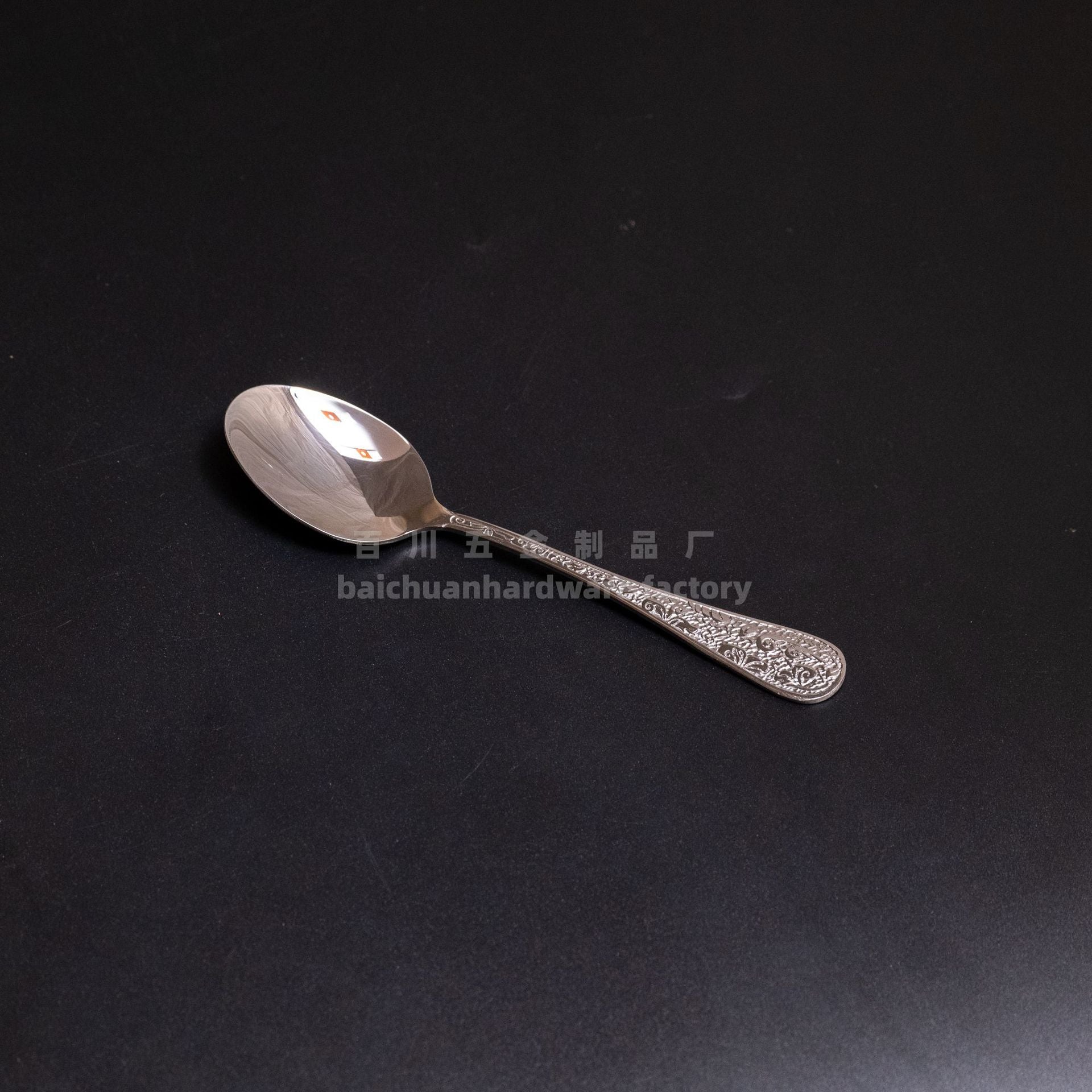 Phoenix Series Knife, Fork, and Spoon Stainless Steel Cutlery Set Five-Piece Retro Relief Pattern Western Steak Knife and Fork