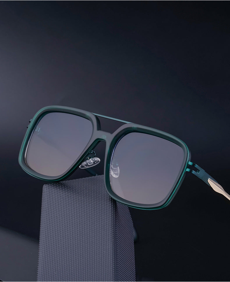 2025New style sunglasses for men with a high-end feel, vintage driving sunglasses, square frame glasses wholesale