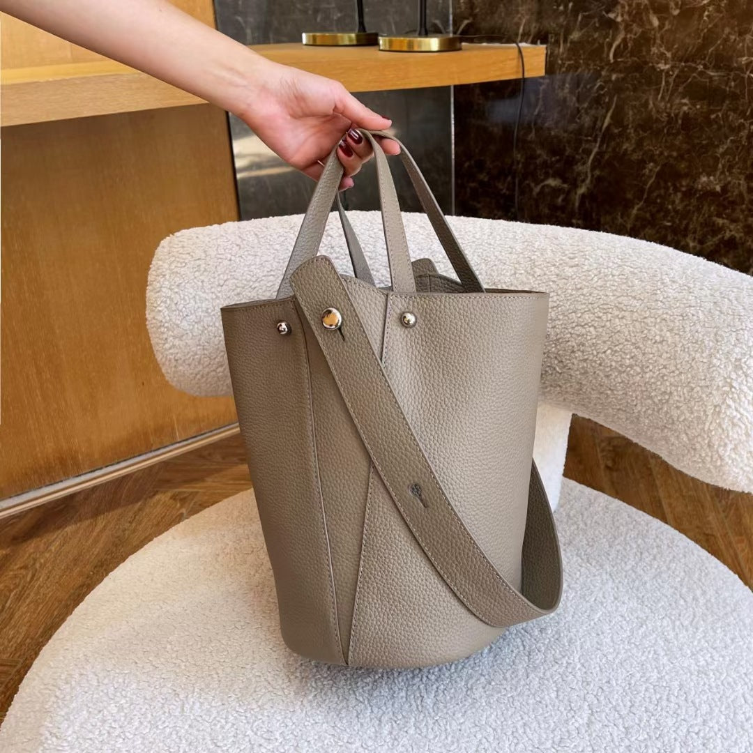 Guangzhou Genuine Leather Women's Bag Large Capacity Tote Bag Top Layer Cowhide Bucket Bag Handheld Shoulder Crossbody Bag Trendy