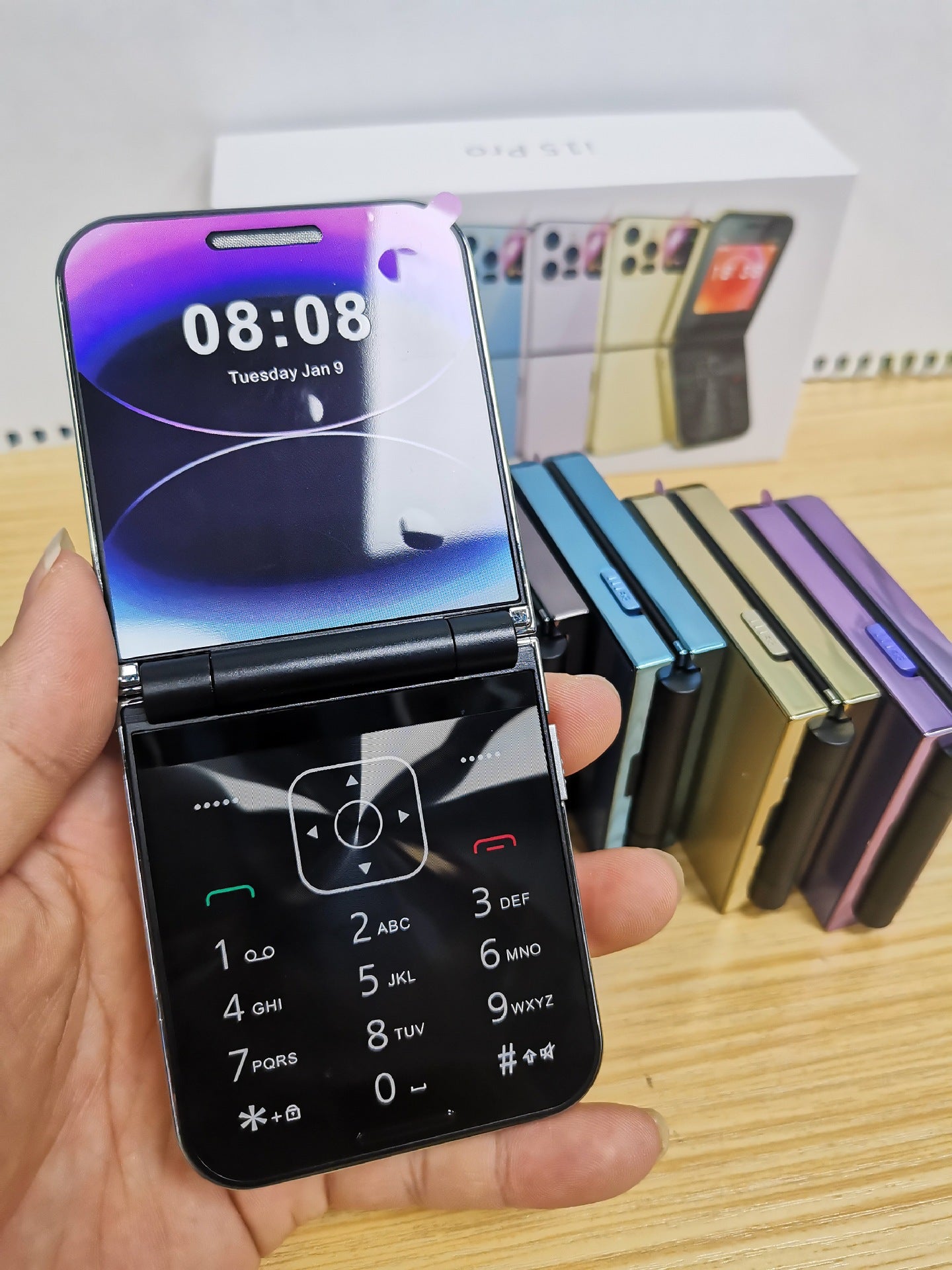 Wholesale Hot Selling Foldable Mobile Phone for Elderly Bluetooth Dialing Student Backup Feature Phone Card Phone Foldable
