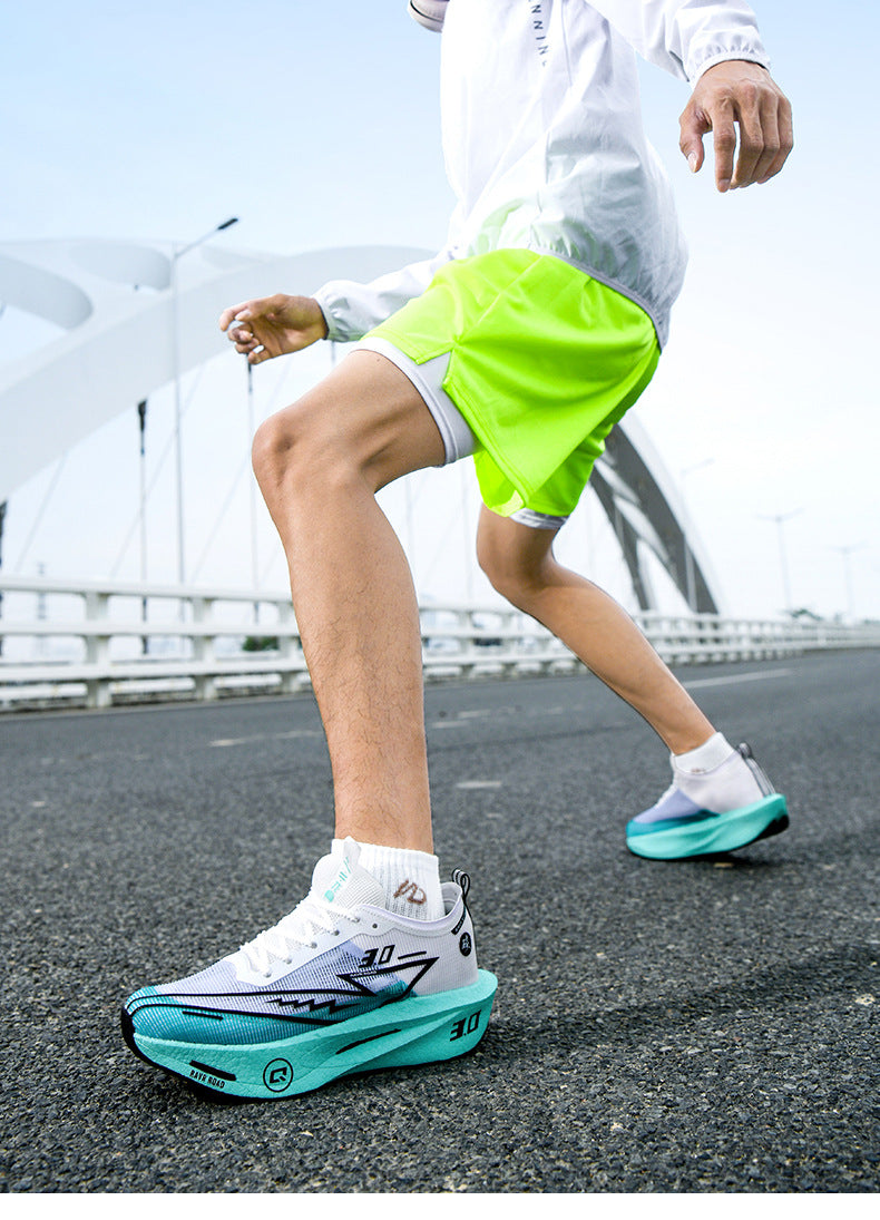 New Fashionable Casual Breathable Comfortable Running Shoes with Real Carbon Plate High Elasticity Shock Absorption for Student Training Sports Shoes