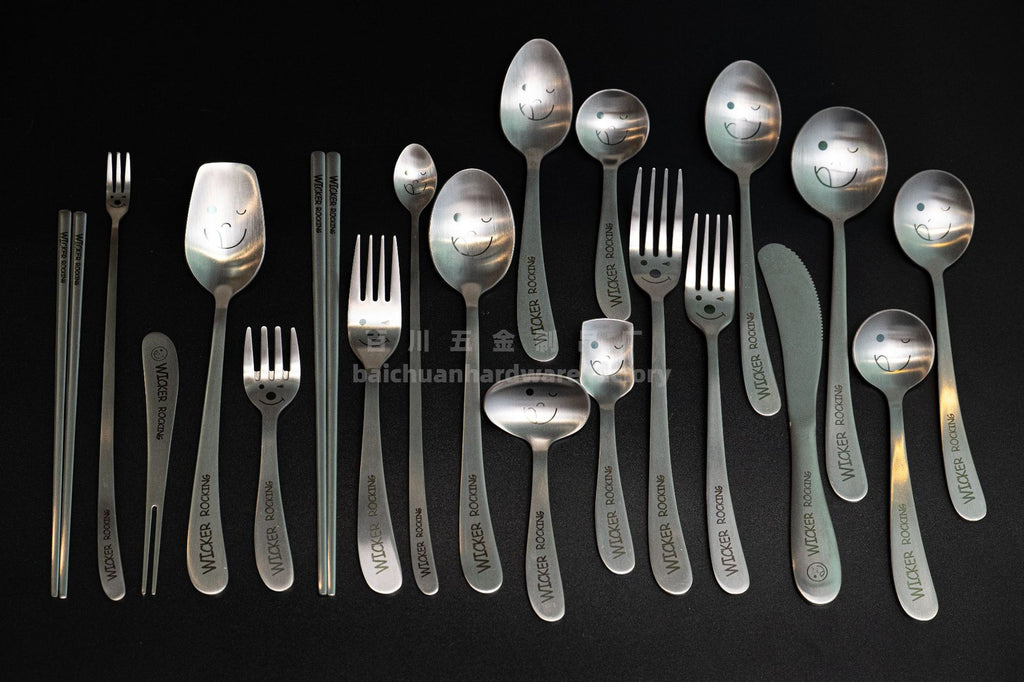 304Stainless Steel Creative Smiley Face Slanted Handle Laser Spoon Chopsticks Fork Student Tableware Full Set Gift Children's Tableware