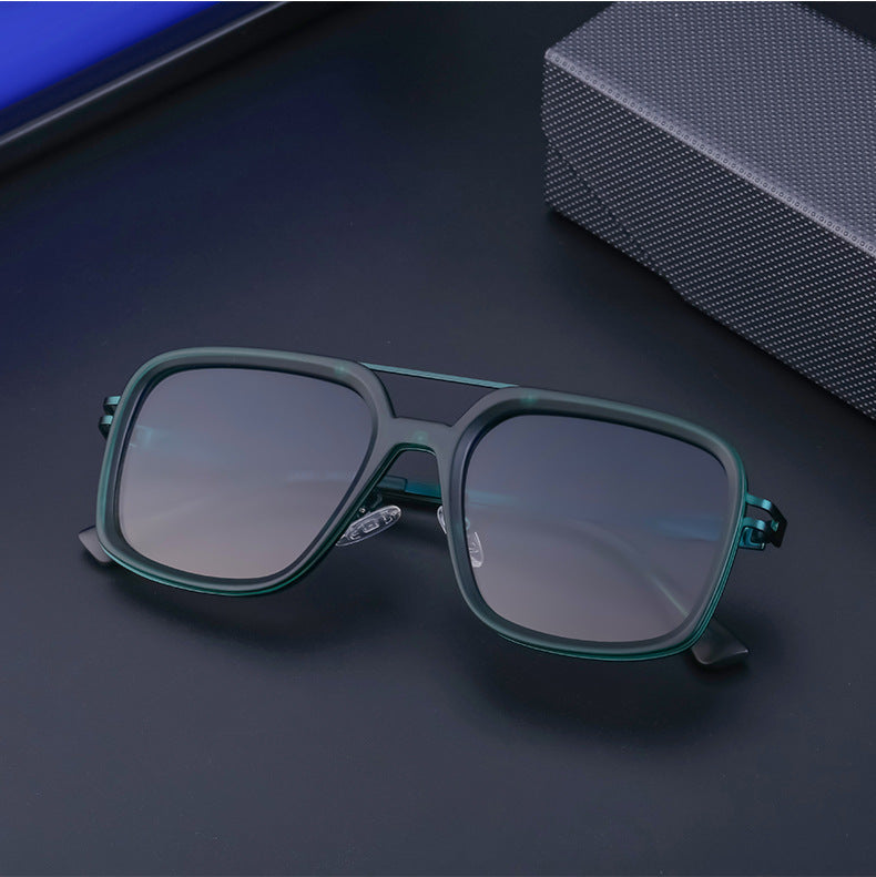 2025New style sunglasses for men with a high-end feel, vintage driving sunglasses, square frame glasses wholesale