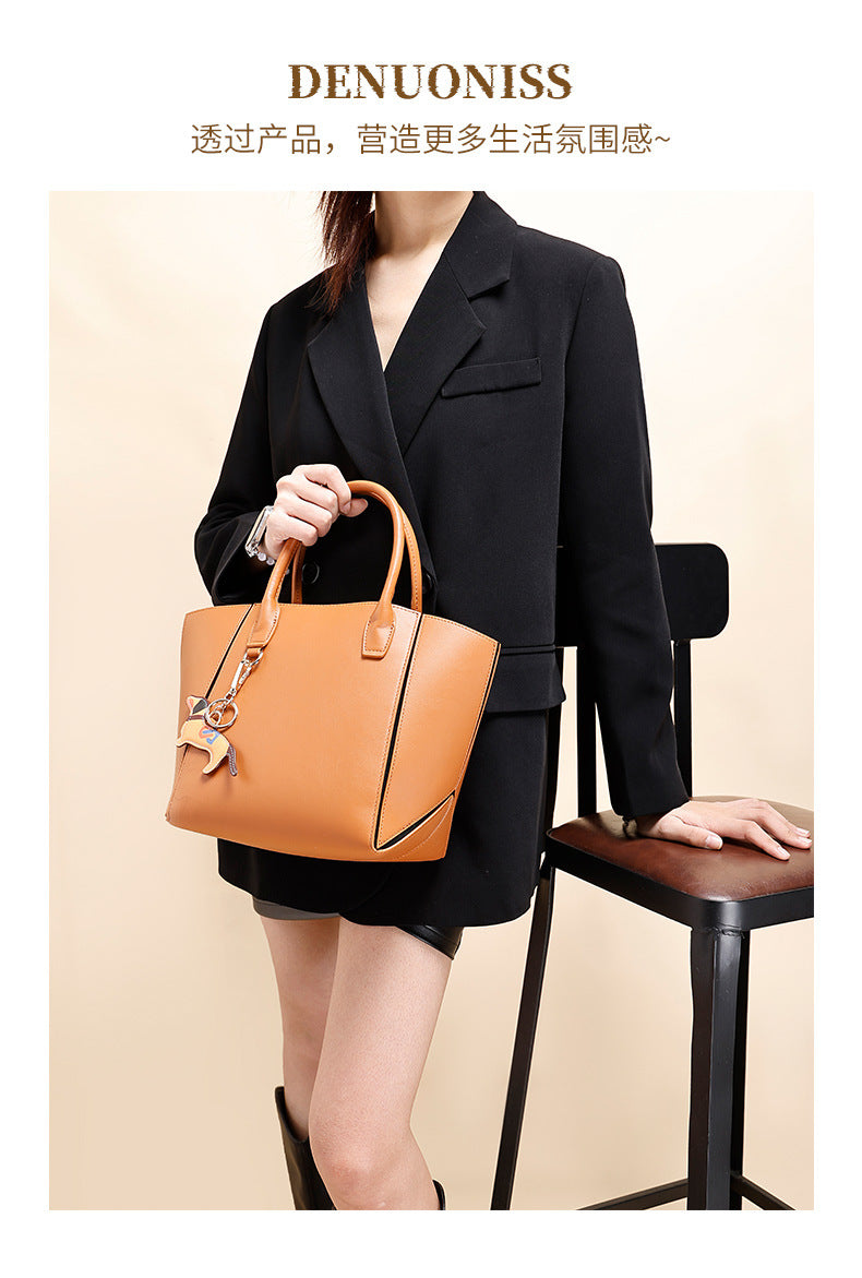 Source Manufacturer Commuting Large Capacity Tote Bag Women's Single Shoulder Fashion Women's Bag Niche Versatile Simple Light Luxury Handbag