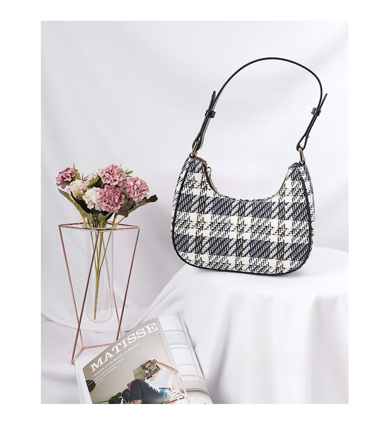 Unique Designer Trendy Women's Bag2024Summer New Fashion Versatile Plaid Crescent Underarm Handbag