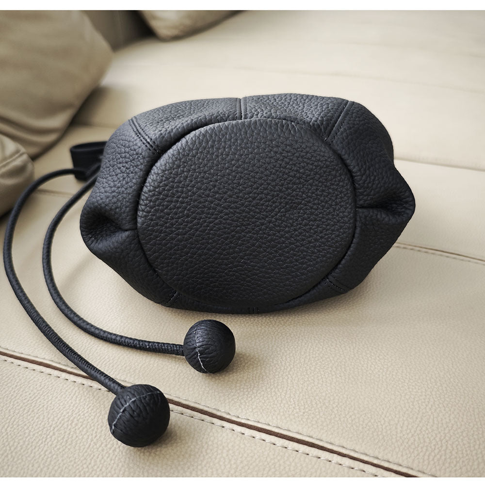 Genuine Leather Bucket Bag2025Autumn and Winter New Women's Bag Casual Fashion Versatile Single Shoulder Crossbody Large Capacity Pumpkin Bag