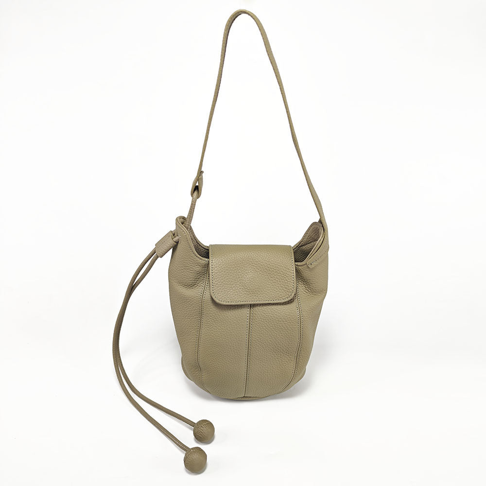 Genuine Leather Bucket Bag2025Autumn and Winter New Women's Bag Casual Fashion Versatile Single Shoulder Crossbody Large Capacity Pumpkin Bag