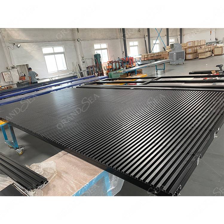 Modern Industrial Overhead Black Panel Garage Door Motor Automatic Aluminum Grille Garage Door for Villa