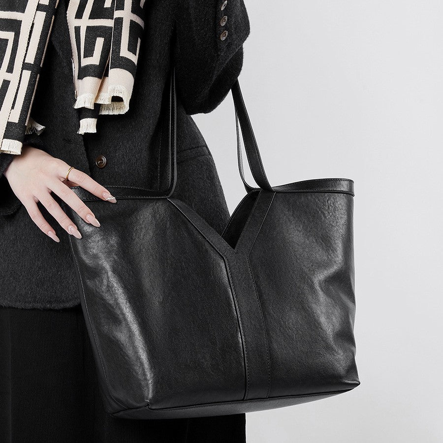 Minimalist Korean Style Tote Bag Shoulder Bag Versatile Large Capacity Women's Bag Underarm Bag Light Luxury Fashion Handbag Cowhide