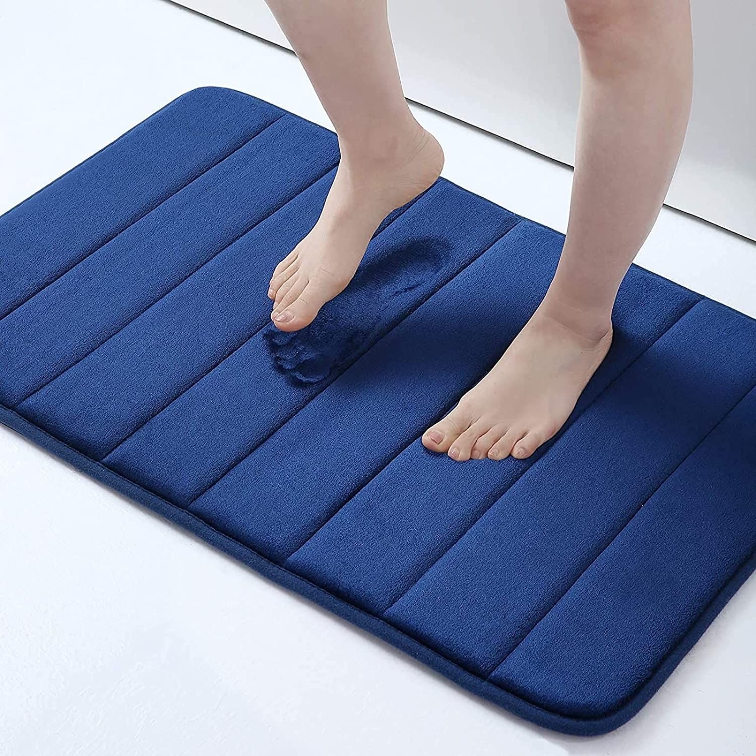 Striped Quilted Coral Fleece Floor Mat Manufacturer Wholesale Bathroom Mat Dropshipping Carpet