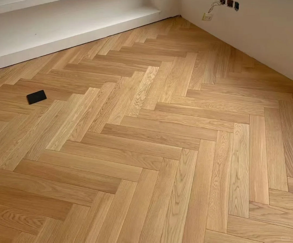 High Quality 14mm Custom Herringbone Oak Engineered Flooring | Modern Multi-Layer Wood Floor for Luxury Homes Living Rooms Parks