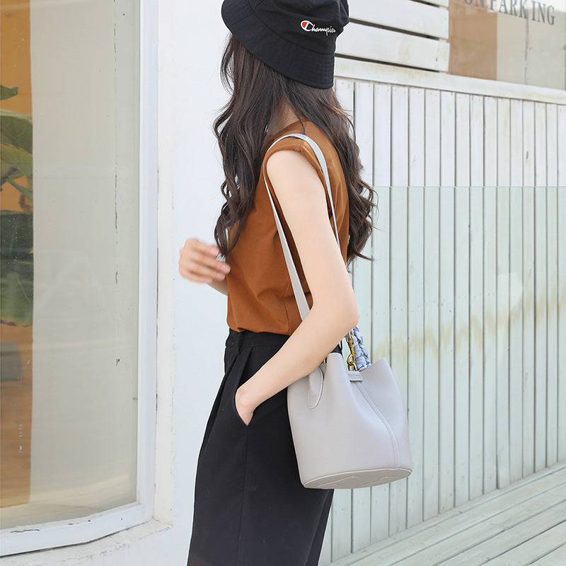 Genuine Leather Bucket Bag2024New high-end women's summer crossbody bag large capacity basket cute ladies' bag