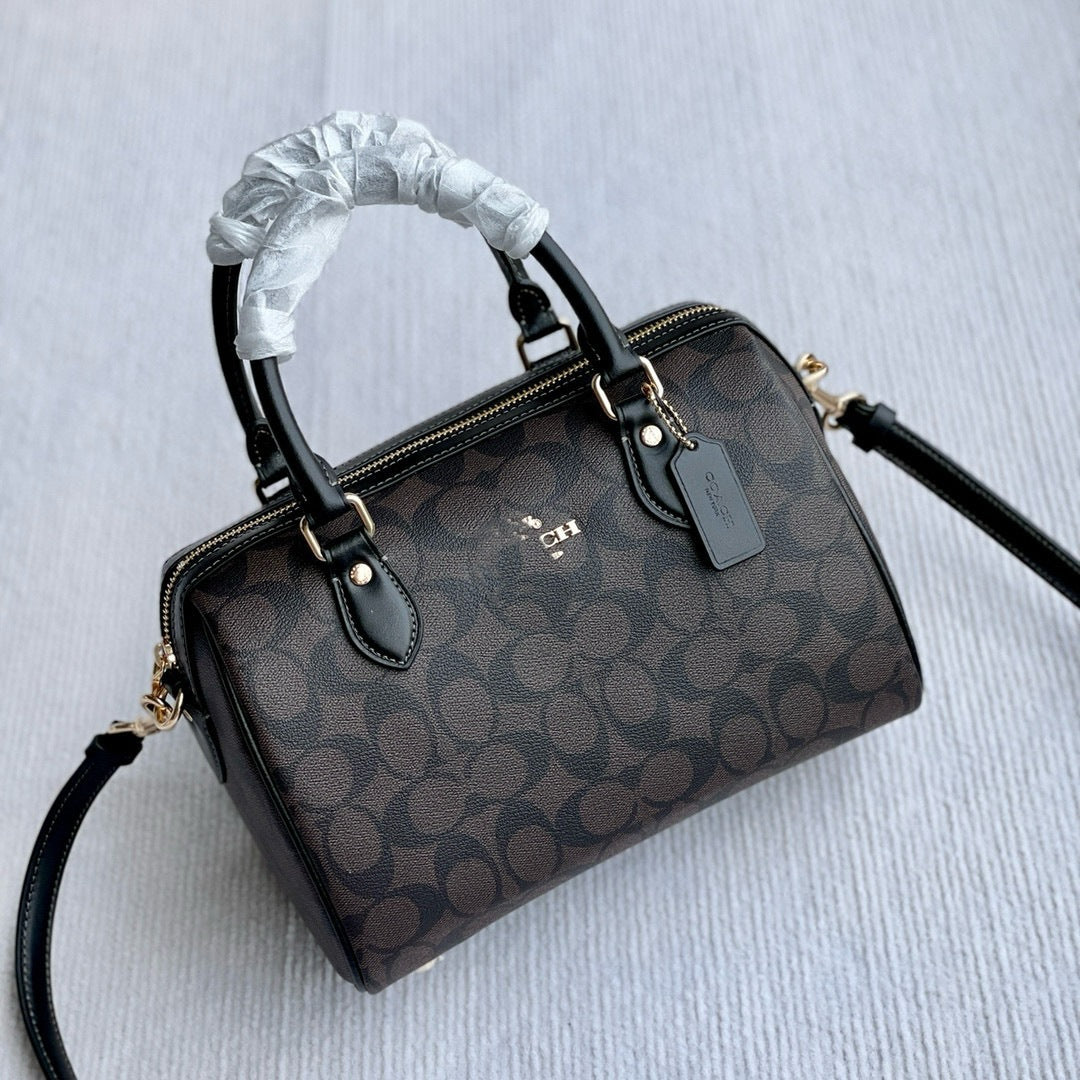 Classic Presbyopic Boston Kuo Family New Model Rowan Pillow bag mini Handbag Classic Presbyopia Crossbody Women's Bag