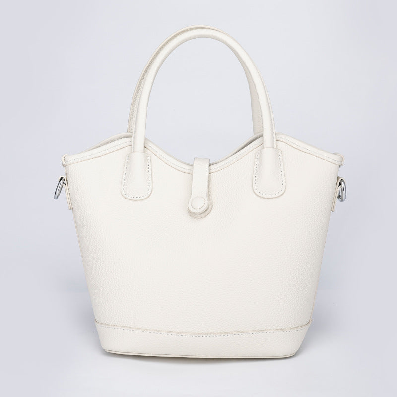 European and American Style Single Shoulder Handbag Fashion Women's Bag Light Luxury Crossbody Bag Women's Niche Versatile Large Capacity Tote Bag Genuine Leather