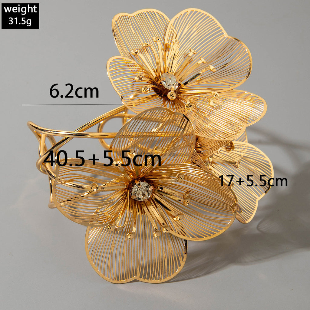 European and American Metal Style Inlaid Diamond Flower Open Bracelet  Fashion Exaggerated High-End Hollow Bracelet Wholesale