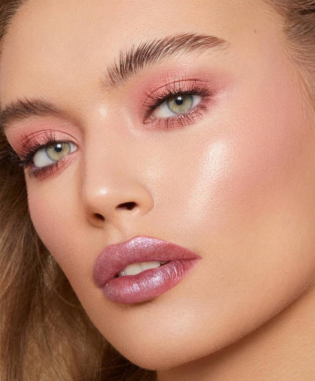 6Pack of Pearlescent Lipsticks Set, European and American Style, Fine Shimmer, Long-lasting, Waterproof, Non-fading, Non-transfer Lipstick Set