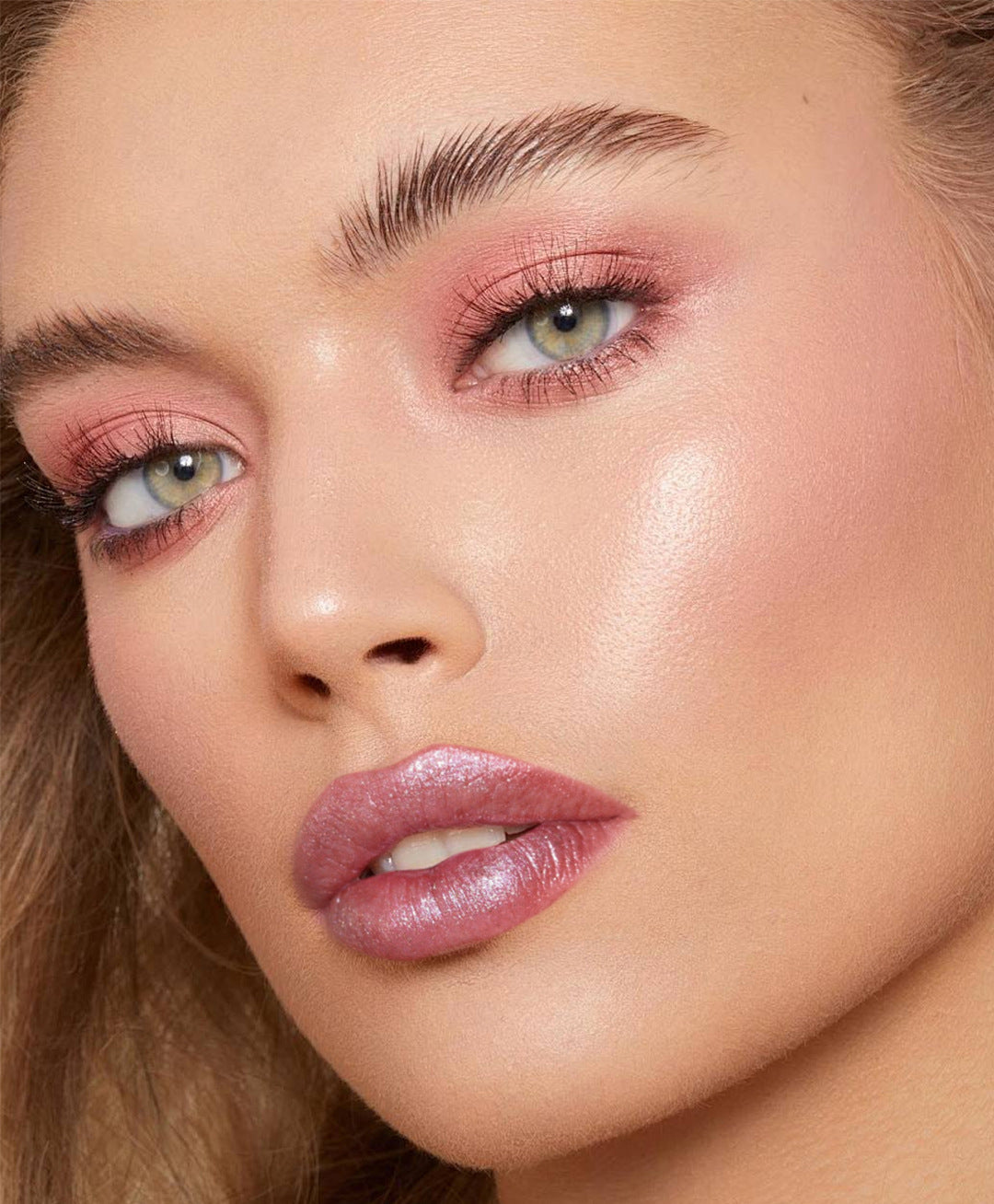 6Pack of Pearlescent Lipsticks Set, European and American Style, Fine Shimmer, Long-lasting, Waterproof, Non-fading, Non-transfer Lipstick Set