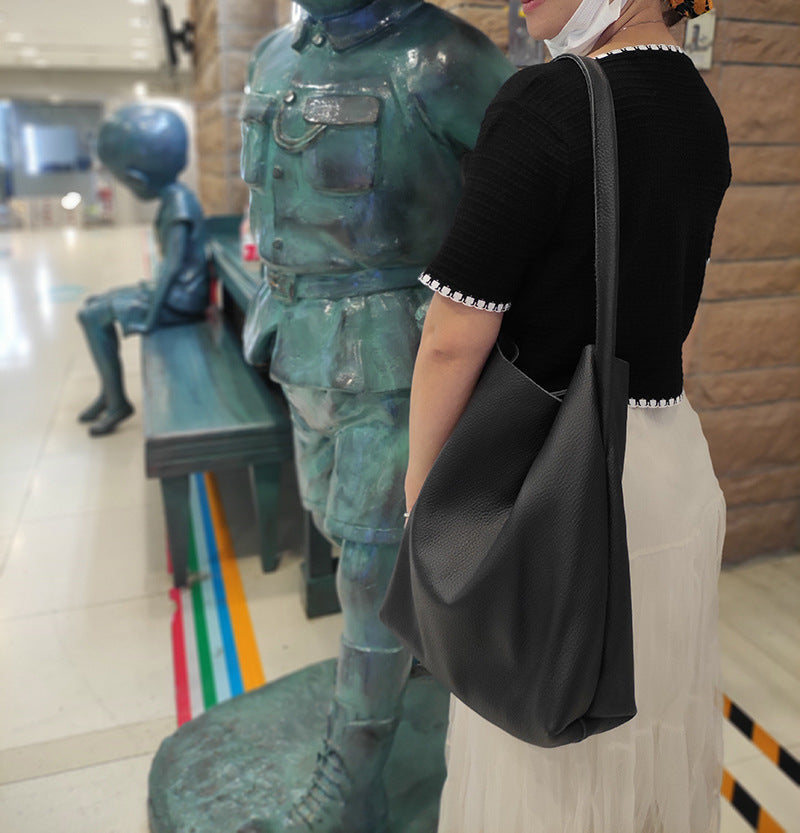 Women's Genuine Leather Underarm Bag, Large Capacity Single Shoulder Tote Bag, Top Layer Cowhide Commuter High-End Bucket Bag