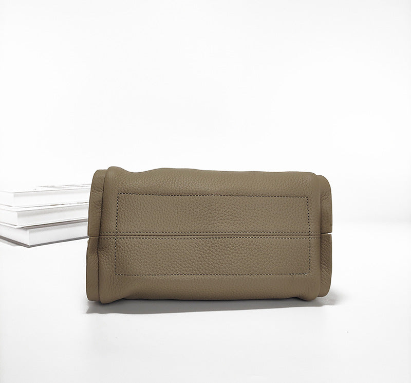 Genuine Leather Basket Bag Handheld Bucket Bag Women's Winter Crossbody Bag Large Capacity Top Layer Cowhide Bucket Style