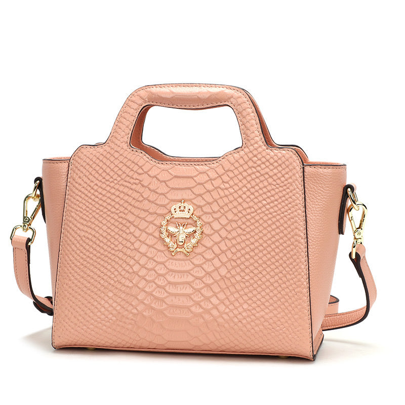 Spring and Autumn New European and American Fashion Women's Bag Fashion Handbag Large Personality Niche Versatile Handheld Crossbody Women's Bag