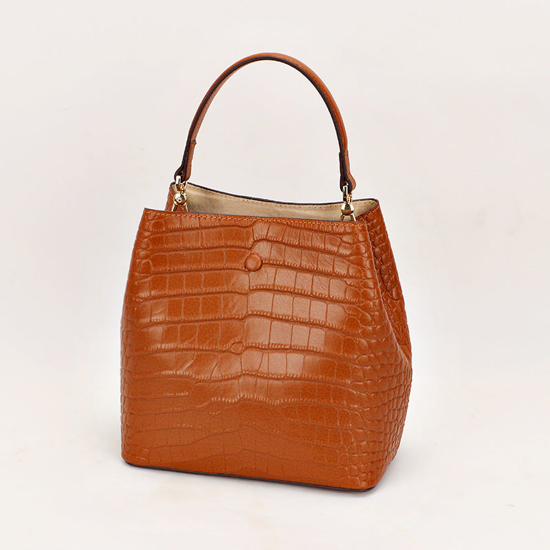 Spring and Autumn New Bucket Bag for Women, European and American Fashion Trend, Retro Personality Handbag, Single Shoulder Crossbody Bag for Ladies