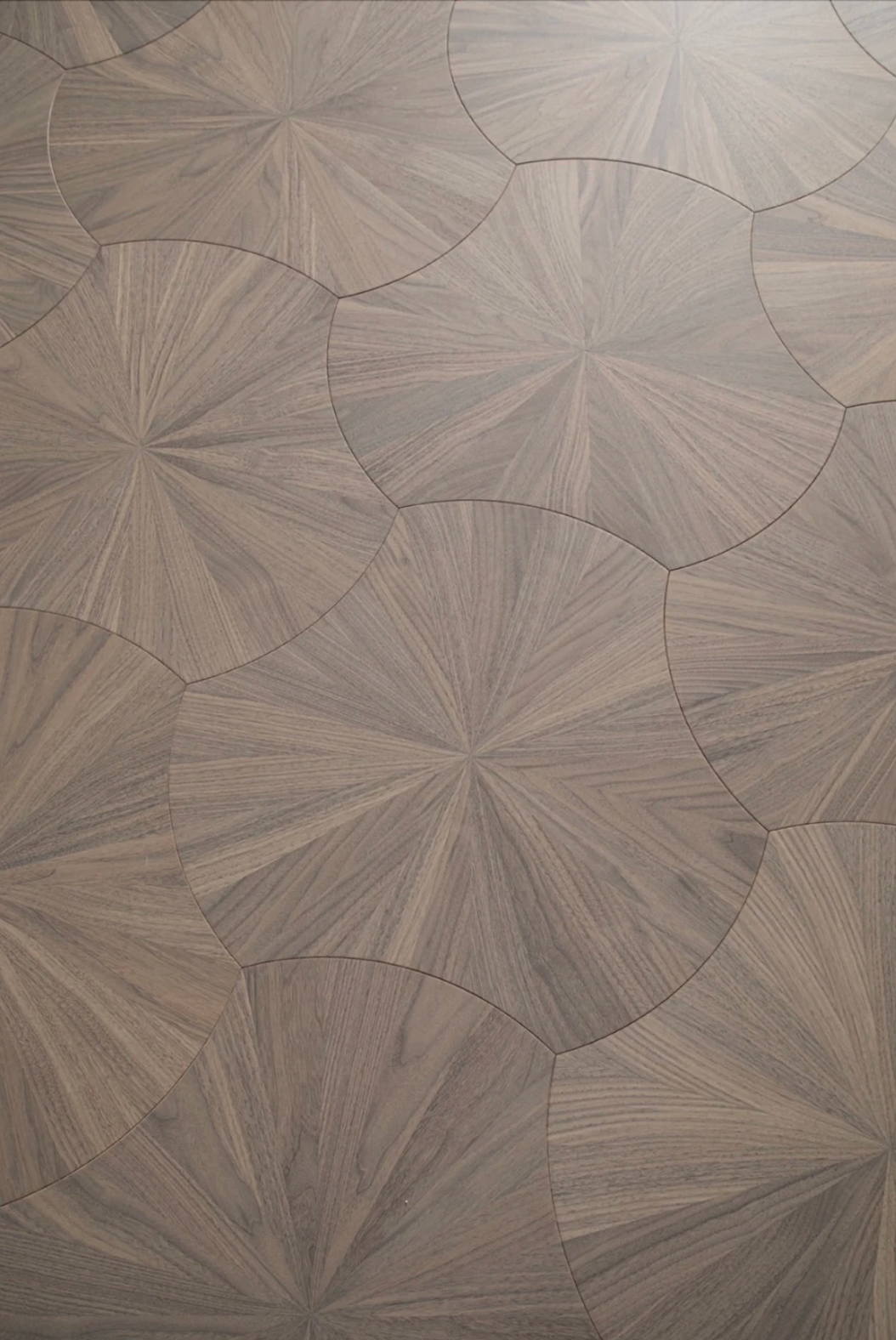 Customizable 12mm Lotus Pattern Oak Laminate Flooring | Decorative Engineered Wood Floor for Luxury Interior Outdoor/Exterior