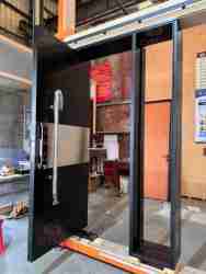 Villa Home Outdoor Timber Door for House Gong groove Line Carving Solid Wood Front Entry Pivot Door with Black Long Handle