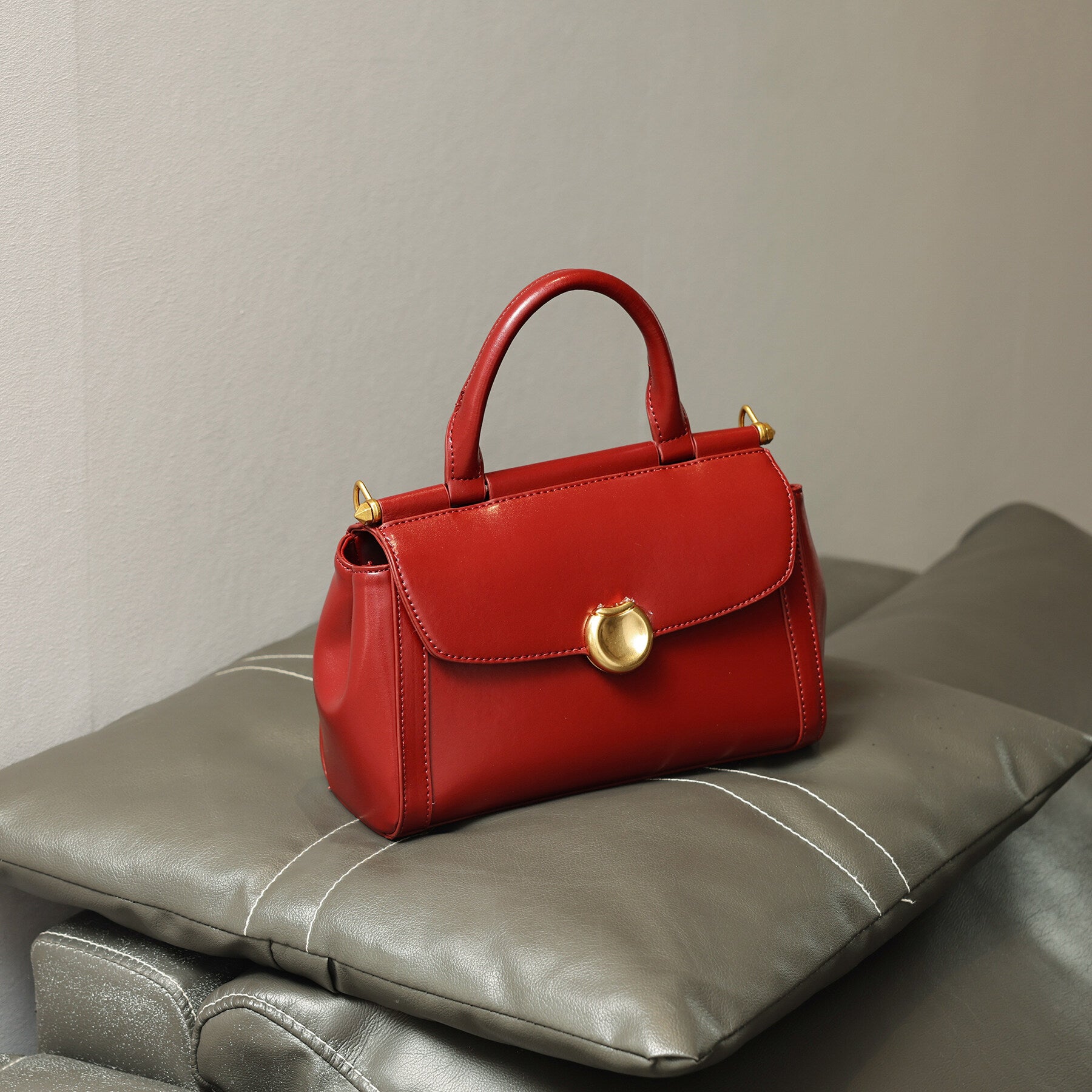 Vintage Simple Small Square Bag2025New Korean Style Personality Single Shoulder Bag Casual Crossbody Bag High-end Niche Handbag