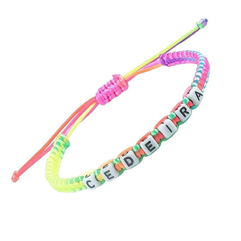 Hand-woven Colorful Bracelet for Women, Stretchable Gift Bracelet CEDEIRA Acrylic Letter Woven Bracelet